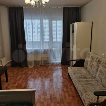 Сдается 1-комнатная квартира, 37,5 м²