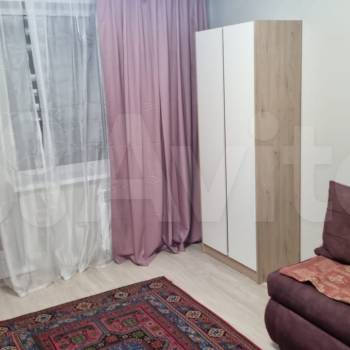 Сдается 1-комнатная квартира, 37 м²