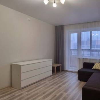 Сдается 1-комнатная квартира, 38 м²