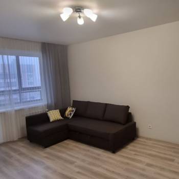 Сдается 1-комнатная квартира, 38 м²