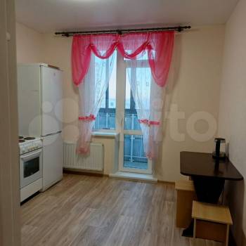 Сдается 2-х комнатная квартира, 60 м²