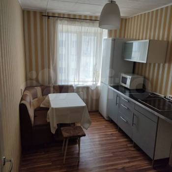 Сдается 1-комнатная квартира, 38,5 м²