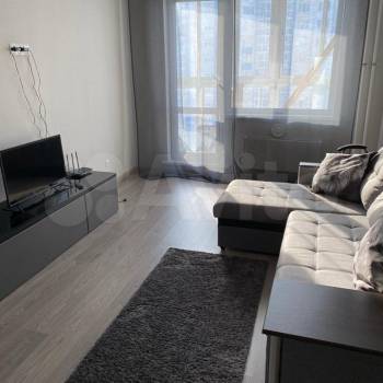 Сдается 1-комнатная квартира, 38 м²