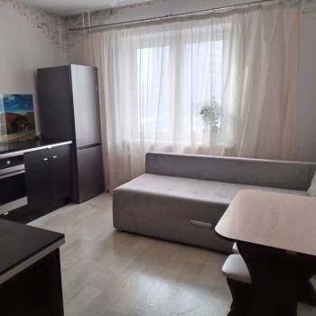 Сдается 2-х комнатная квартира, 60 м²