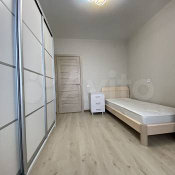 Продается 1-комнатная квартира, 41 м²