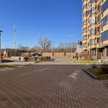 Продается 1-комнатная квартира, 41 м²