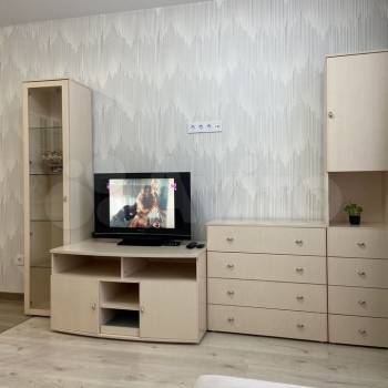 Продается 1-комнатная квартира, 41 м²