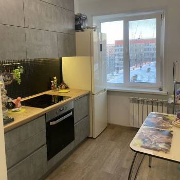 Продается 3-х комнатная квартира, 61 м²