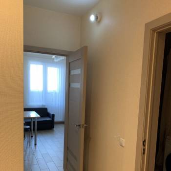 Сдается 1-комнатная квартира, 38 м²