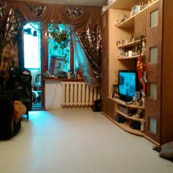 Продается Многокомнатная квартира, 75 м²