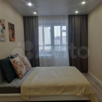 Продается 1-комнатная квартира, 40,4 м²