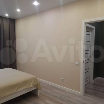 Продается 1-комнатная квартира, 40,4 м²