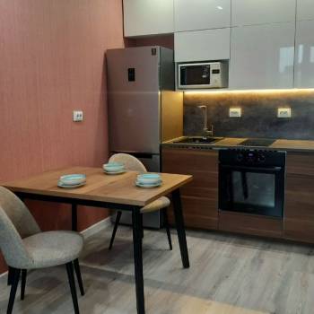 Продается 1-комнатная квартира, 40,4 м²