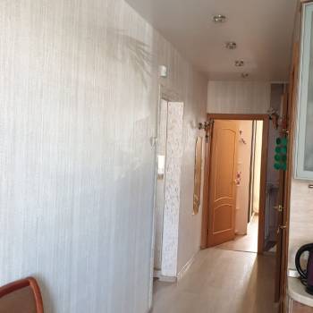 Продается Многокомнатная квартира, 80 м²