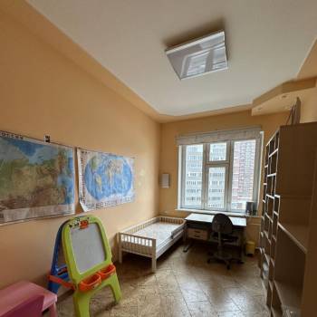 Сдается 2-х комнатная квартира, 91 м²