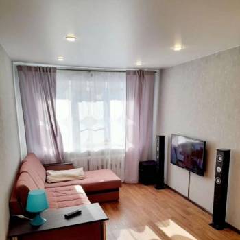 Продается 1-комнатная квартира, 32 м²