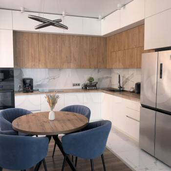 Продается Многокомнатная квартира, 99 м²