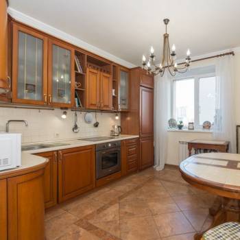 Продается 3-х комнатная квартира, 90 м²