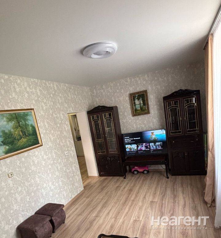 Продам 3-комнатную квартиру, ул. Молодости