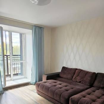 Сдается 1-комнатная квартира, 46 м²