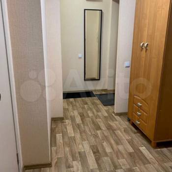 Продается 1-комнатная квартира, 49 м²