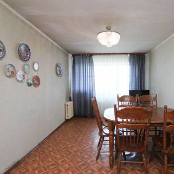 Продается Многокомнатная квартира, 77 м²