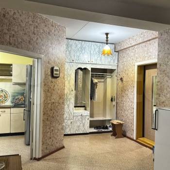 Продается 3-х комнатная квартира, 105 м²