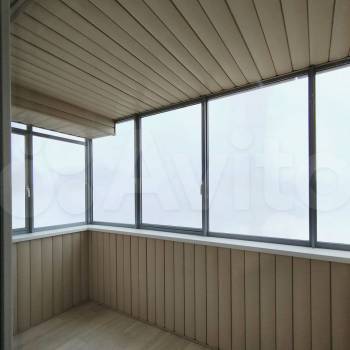 Продается 1-комнатная квартира, 42 м²