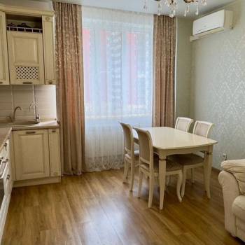 Продается 2-х комнатная квартира, 70 м²