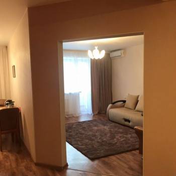 Сдается 1-комнатная квартира, 48 м²