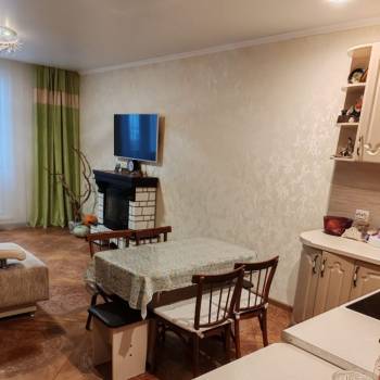 Продается Многокомнатная квартира, 94 м²