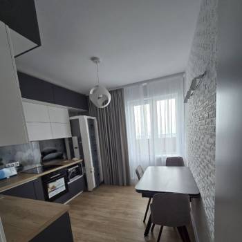 Сдается 2-х комнатная квартира, 57 м²