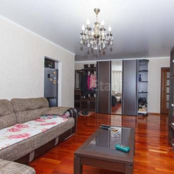 Продается Многокомнатная квартира, 74,8 м²