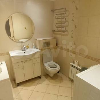 Продается 1-комнатная квартира, 55,1 м²