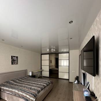 Продается 1-комнатная квартира, 43,5 м²