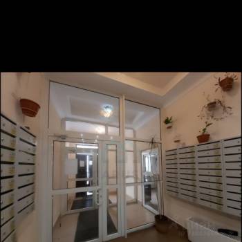 Продается 1-комнатная квартира, 42,4 м²