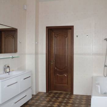 Сдается Многокомнатная квартира, 110 м²