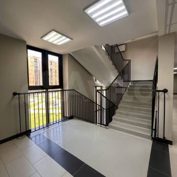 Продается 1-комнатная квартира, 43 м²