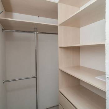 Продается 1-комнатная квартира, 34 м²