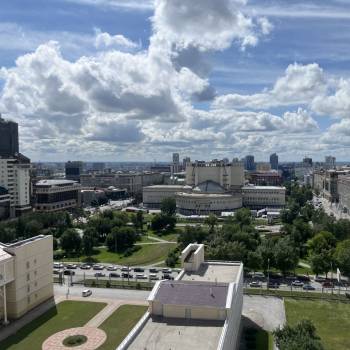 Продается Многокомнатная квартира, 132 м²