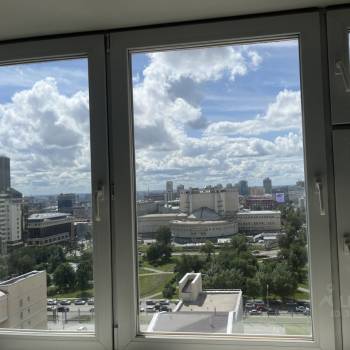 Продается Многокомнатная квартира, 132 м²