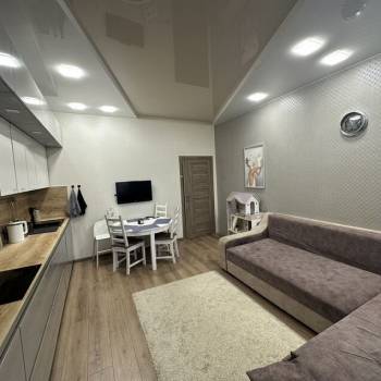 Продается 1-комнатная квартира, 45,7 м²