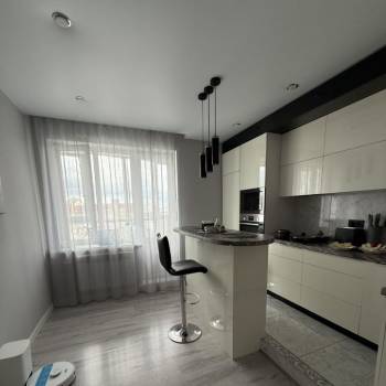 Продается 2-х комнатная квартира, 73,84 м²