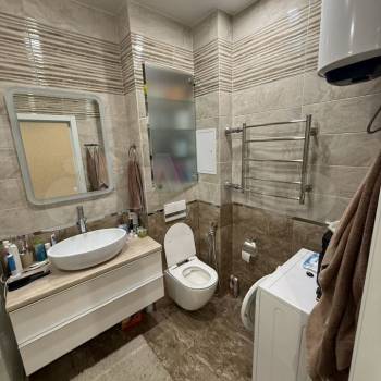 Продается 2-х комнатная квартира, 72 м²