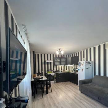 Продается 1-комнатная квартира, 40 м²