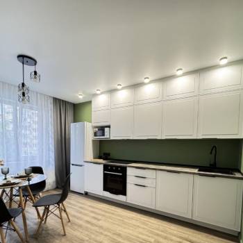 Продается 1-комнатная квартира, 42,6 м²