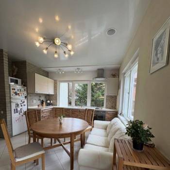 Продается Дом, 294,3 м²