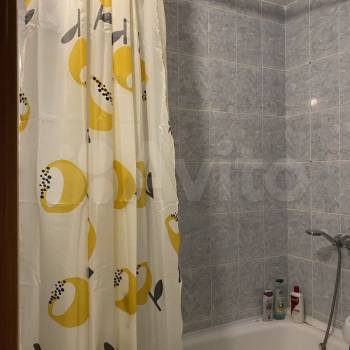 Продается 1-комнатная квартира, 42 м²