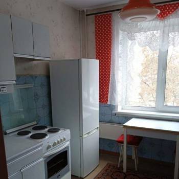 Сдается Многокомнатная квартира, 60 м²