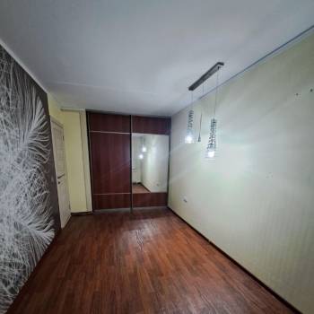 Продается 3-х комнатная квартира, 59,8 м²